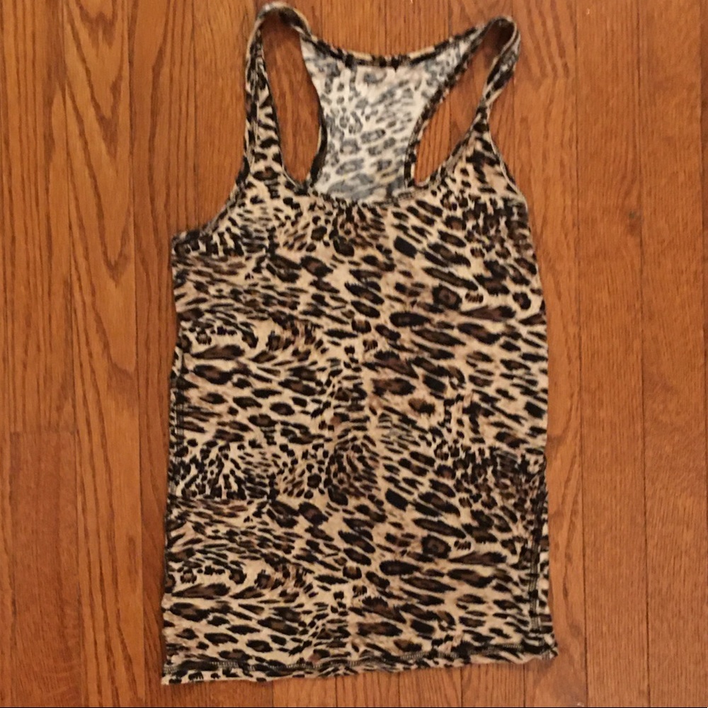 Comfy sleeveless animal print top - Picture 8 of 8